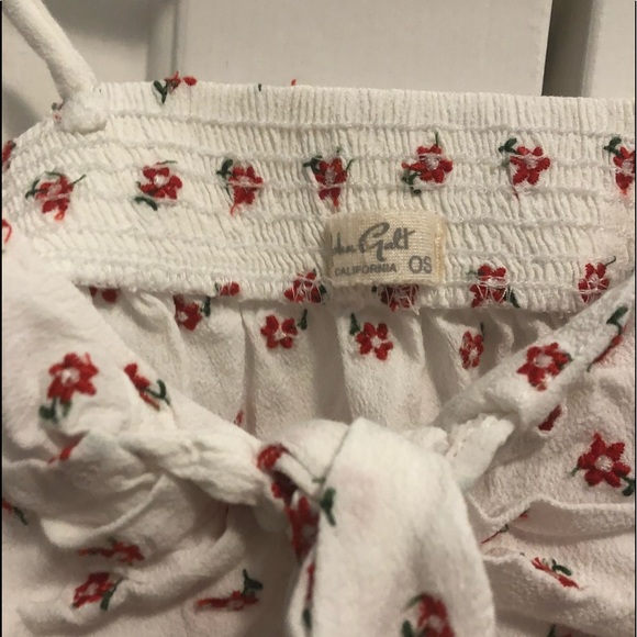 Brandy Melville Blouse - Picture 2 of 3